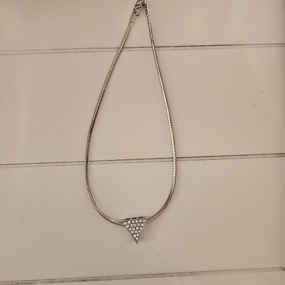 Silver necklace with triangle - Picture 1 of 1